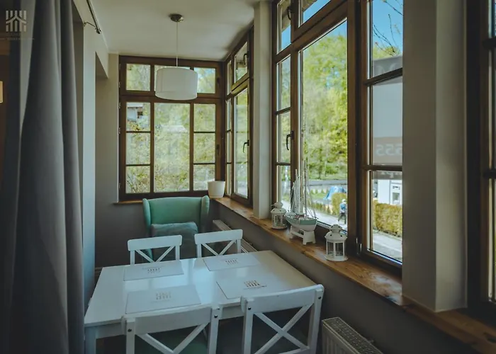 Molo & Monte Cassino Apartment *